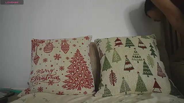 Roxybeautyy online show from 23, 10, 2025