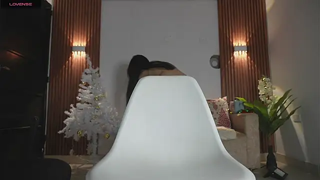 Roxybeautyy online show from 1, 12, 2025