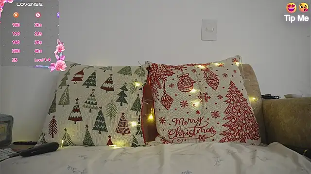 Roxybeautyy online show from 1, 2, 2026