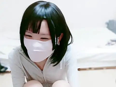 Snapshot of maika_chan chatting on 13, 9, 2025 maika chan online show from 13, 9, 2025