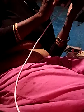 Radha8080 online show from 17, 9, 2025