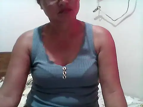 Snapshot of nathalie0045 chatting on 14, 10, 2025 nathalie0045 online show from 14, 10, 2025