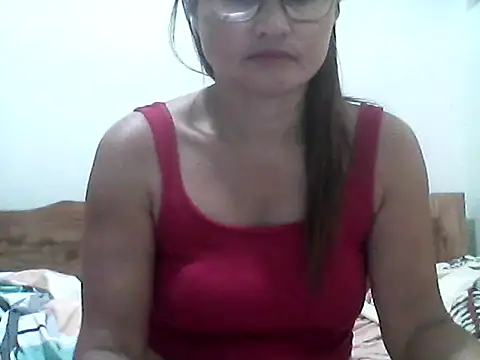 nathalie0045 online show from 13, 5, 2026