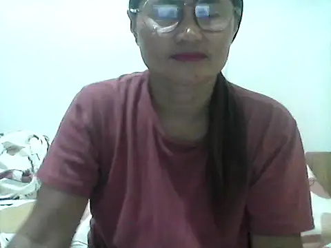 Snapshot of nathalie0045 chatting on 9, 7, 2026 nathalie0045 online show from 9, 7, 2026