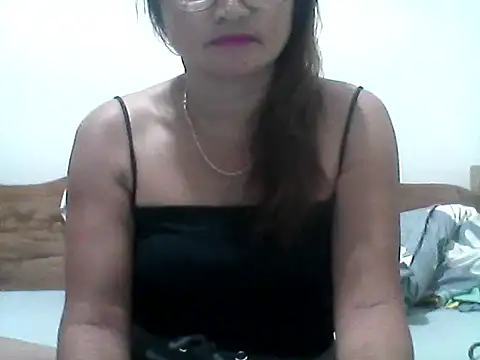 nathalie0045 online show from 20, 2, 2026