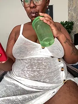 fatpussydallx online show from 20, 4, 2026