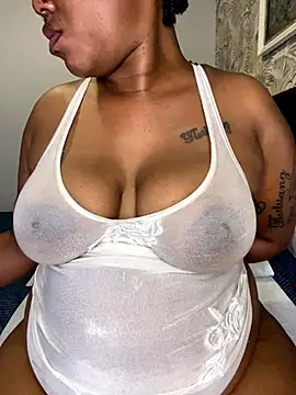 Snapshot of fatpussydallx chatting on 23, 9, 2025 fatpussydallx online show from 23, 9, 2025