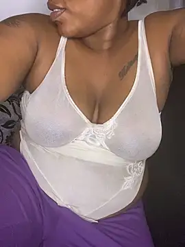 Snapshot of fatpussydallx chatting on 9, 9, 2025 fatpussydallx online show from 9, 9, 2025