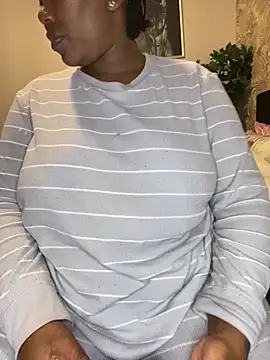Snapshot of fatpussydallx chatting on 10, 6, 2026 fatpussydallx online show from 10, 6, 2026