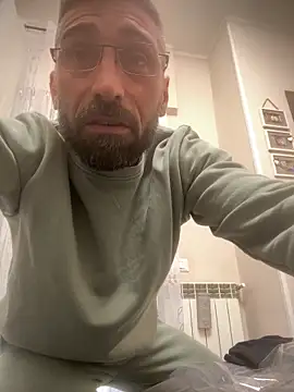 GmGit online show from 4, 12, 2025