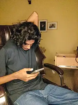 Snapshot of thecatfish chatting on 9, 11, 2025 thecatfish online show from 9, 11, 2025