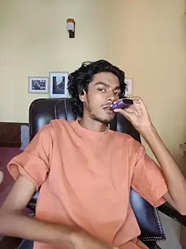 Snapshot of thecatfish chatting on 31, 10, 2025 thecatfish online show from 31, 10, 2025