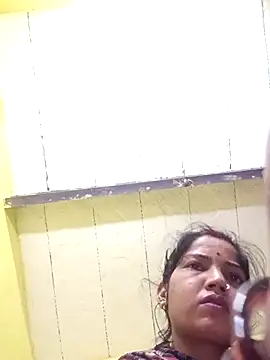 Snapshot of Seema_guptaji chatting on 8, 5, 2026 Seema guptaji online show from 8, 5, 2026