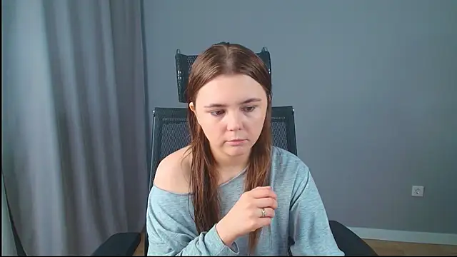 LeksaLove online show from 2, 4, 2026