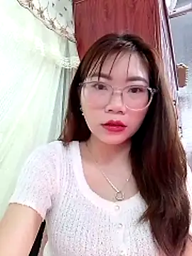 MyMy08 online show from 15, 12, 2025