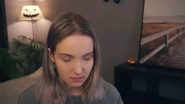 HongTomczak online show from 13, 11, 2025