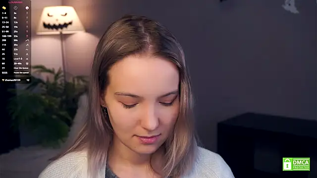 HongTomczak online show from 11, 11, 2025