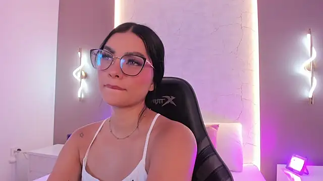 emily tolson online show from 23, 3, 2026