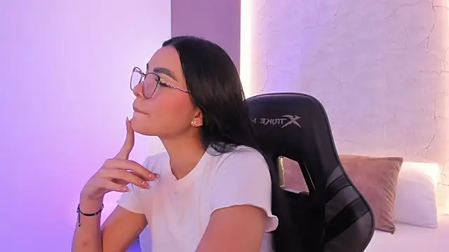 emily tolson online show from 5, 3, 2026