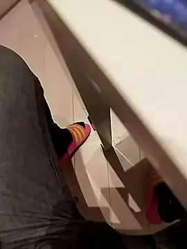 TaraWild online show from 2, 2, 2026