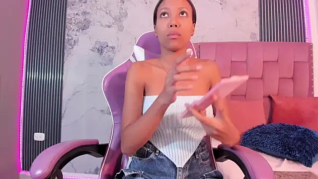 Snapshot of Mia_Duarte1 chatting on 27, 11, 2025 Mia Duarte1 online show from 27, 11, 2025