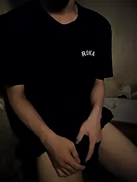 milkis024680 online show from 24, 9, 2025