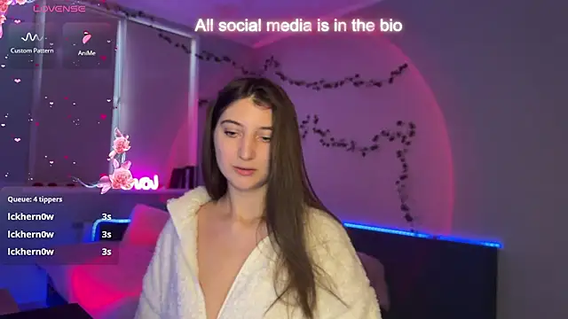 kitty kristy1 online show from 18, 4, 2026