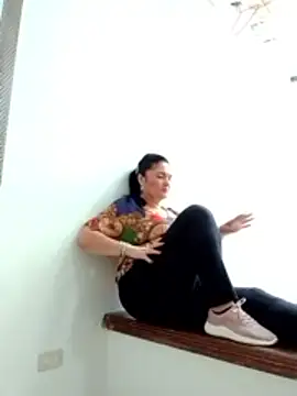 Lenacorbet online show from 13, 11, 2025