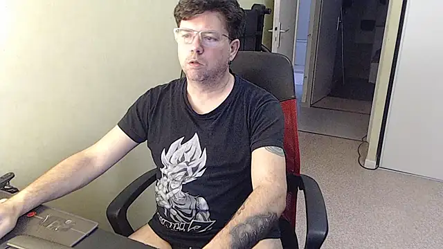 blueandwhite1 online show from 14, 2, 2026