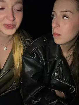 lisapeperoni online show from 6, 3, 2026