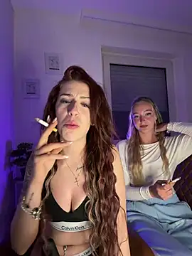 Snapshot of lisapeperoni chatting on 15, 6, 2026 lisapeperoni online show from 15, 6, 2026