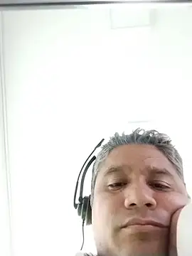 danigarci2307 online show from 13, 4, 2026