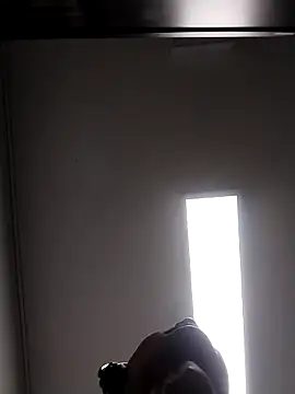 danigarci2307 online show from 18, 4, 2026