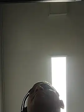 danigarci2307 online show from 17, 4, 2026