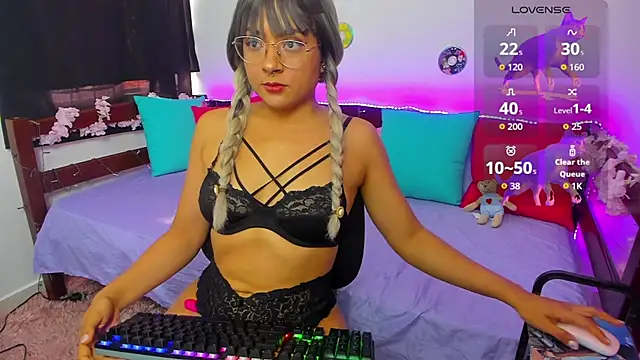 SeaMoon13 online show from 9, 9, 2025