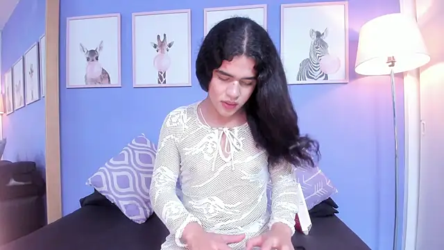 Drag Lopera online show from 26, 9, 2025
