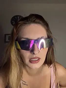 Sexy Bulgarian woman online show from 13, 9, 2025