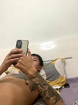 Snapshot of YJBJ258258 chatting on 9, 11, 2025 YJBJ258258 online show from 9, 11, 2025