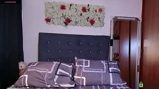 Snapshot of madisonwalkeeer chatting on 6, 11, 2025 madisonwalkeeer online show from 6, 11, 2025