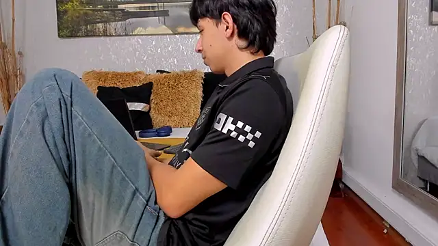 Tyler durten online show from 4, 11, 2025