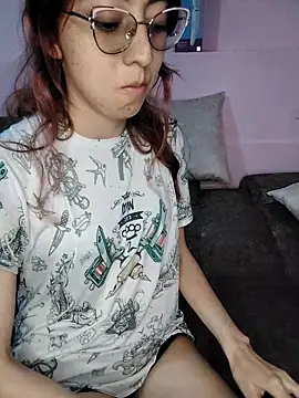 AnnieSparkle online show from 18, 10, 2025