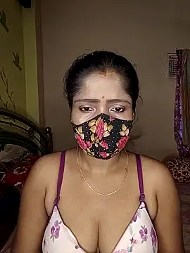 Love143A online show from 20, 4, 2026