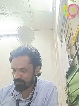 Snapshot of Mr_xxx007@xh chatting on 8, 7, 2026 Mr xxx007xh online show from 8, 7, 2026