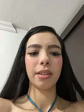 valentinagomez17 online show from 3, 2, 2026