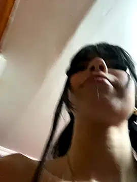 valentinagomez17 online show from 25, 10, 2025