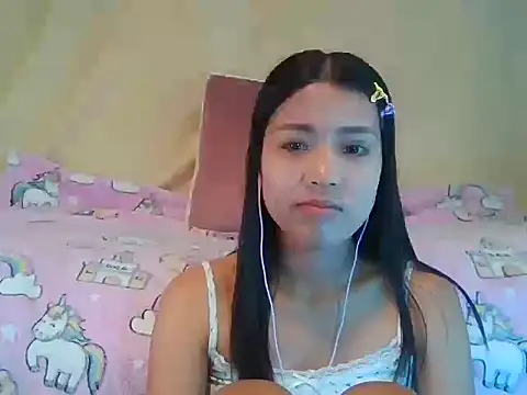 Snapshot of AnnewithanE chatting on 10, 10, 2025 AnnewithanE online show from 10, 10, 2025