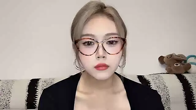 XingKongCOCO-107 online show from 1, 10, 2025