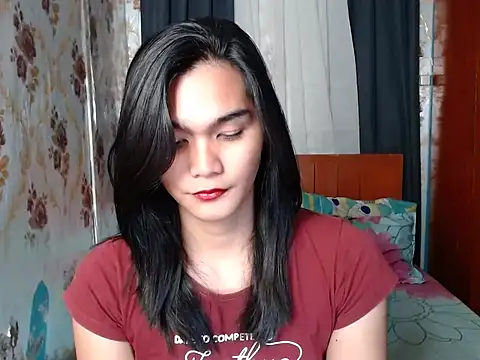 lady in moon online show from 7, 3, 2026