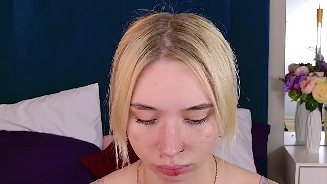 RachelColon online show from 9, 9, 2025