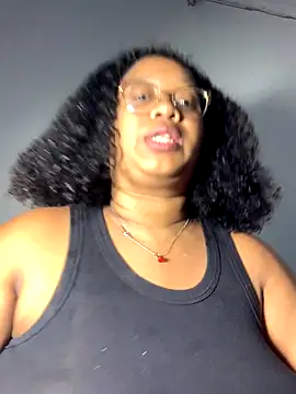 Snapshot of Yera_brown69 chatting on 25, 10, 2025 Yera brown69 online show from 25, 10, 2025